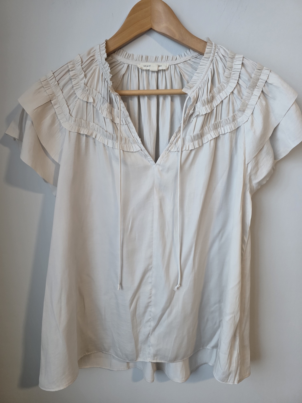 Grade & Gather White Ruffle Flutter Sleeve Blouse Size Medium